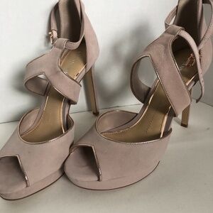 Gianni Bini Geordannah Dusty Rose/Taupe Gold size 8.5